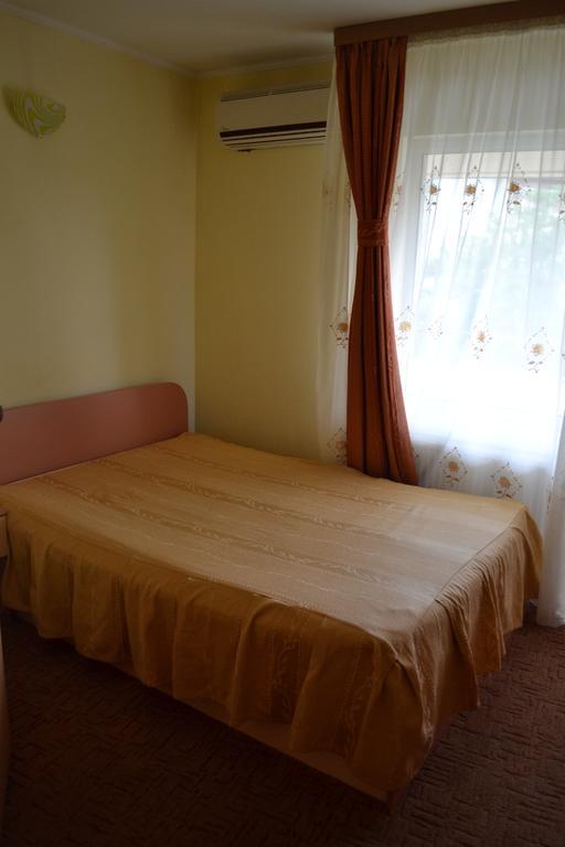 Pension Coral Baia Mare Habitación foto